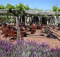 Pinelli Estate Wines - New Castle Holiday