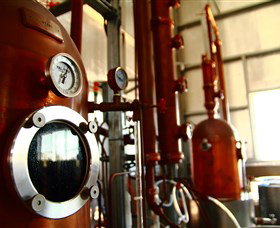 Hunter Distillery - New Castle Holiday 6