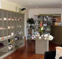 Reflections Day Spa - Adina Vineyard - New Castle Holiday