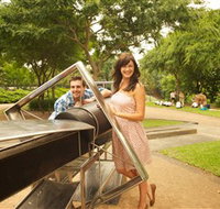 Sculpture Garden Campbelltown - New Castle Holiday