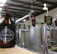 Riverside Brewing Co - New Castle Holiday