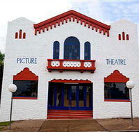 Dungog James Theatre - New Castle Holiday