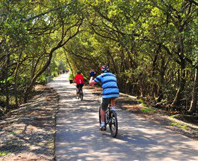 Bicentennial Park - Sydney Olympic Park - New Castle Holiday 1