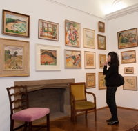 University Art Gallery - New Castle Holiday