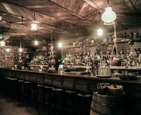 Button Bar - New Castle Holiday 0