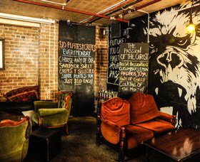 Pocket Bar - New Castle Holiday 0