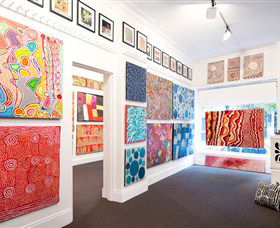 The Artery Aboriginal Art - New Castle Holiday 4