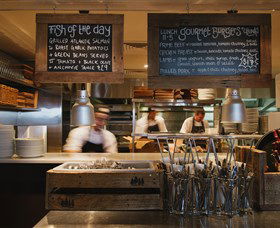 4 Pines Brewing Company - New Castle Holiday 2