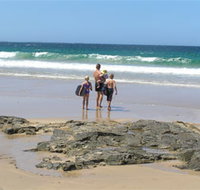 Shellharbour Beach - New Castle Holiday