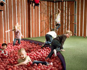 IKEA Logan - New Castle Holiday 1