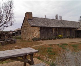 The Early Settlers Hut - New Castle Holiday 1