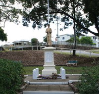 Manly War Memorial - New Castle Holiday