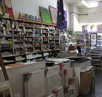 Bentleg Market and Gallery - New Castle Holiday