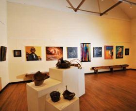 Blue Knob Hall Gallery And Cafe - New Castle Holiday 0