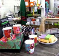 The Famous Tinonee Cafe and Gift Shop - New Castle Holiday