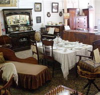 Wingham Self-Guided Heritage Walk - New Castle Holiday