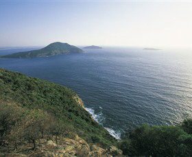 Yacaaba Head Walk - New Castle Holiday 0