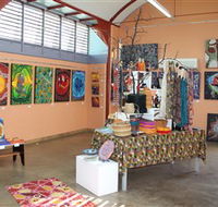 Dunghutti Ngaku Aboriginal Art Gallery - New Castle Holiday