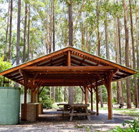 Bongil picnic area - New Castle Holiday