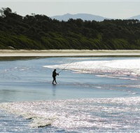 Old Bar Beach - New Castle Holiday