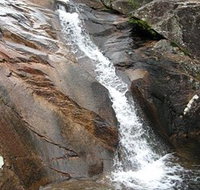 Mumbulla Creek Falls and Picnic Area - New Castle Holiday