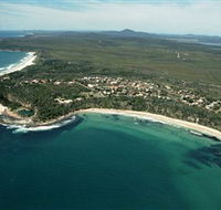Angourie Beach - New Castle Holiday