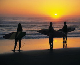 Lighthouse Beach - New Castle Holiday 0