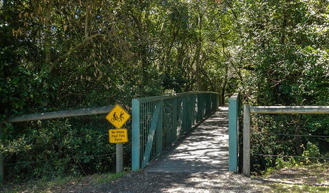 Diamond Head Loop Walk - New Castle Holiday 0