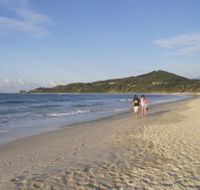 Main Beach Byron Bay - New Castle Holiday