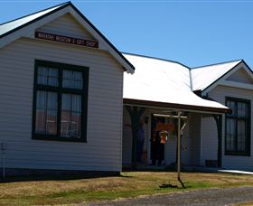 Waratah Courthouse Museum - New Castle Holiday 4