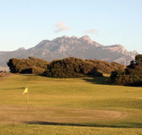 Flinders Island Sports  RSL Club - New Castle Holiday