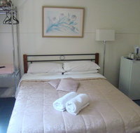 Orchid Guest House - New Castle Holiday
