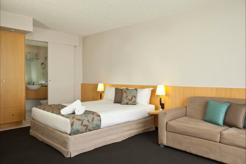 Ramada Marcoola Beach - New Castle Holiday 6