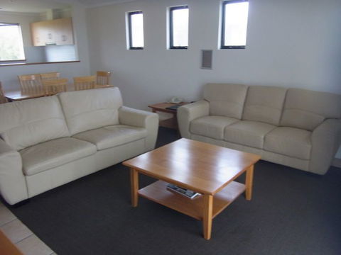 Margarets Beach Resort - New Castle Holiday 2