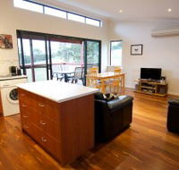 Karrak Reach Forest Retreat - New Castle Holiday