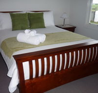 Calgary Accommodation  Killara Accommodation - New Castle Holiday