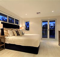 The Beach House Sanctuary Point - New Castle Holiday