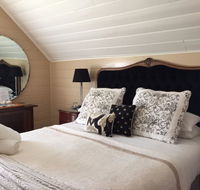 Kurrara Historic Guest House - New Castle Holiday