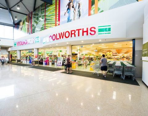 Noosa Civic Shopping Centre - New Castle Holiday 1