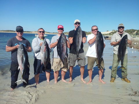 Reef Encounters Fishing Charters. - New Castle Holiday 9