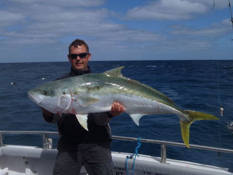 Reef Encounters Fishing Charters. - New Castle Holiday 12