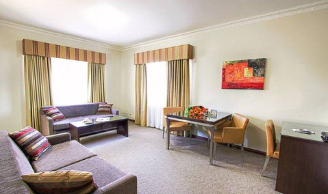Governor Macquarie Motor Inn - New Castle Holiday 7
