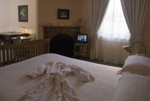 Imperial Fine Accommodation - New Castle Holiday 0