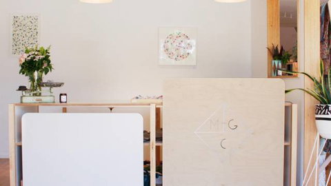 Meet Gather Collect - New Castle Holiday 0