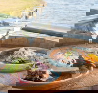 Sunday Lunch Cruise - New Castle Holiday