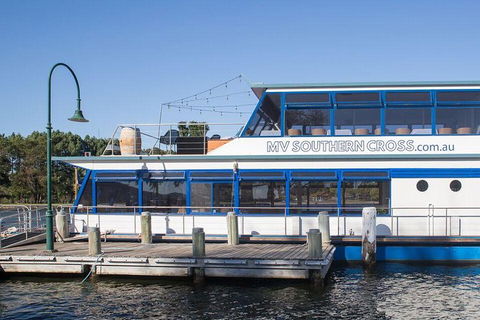 Sunday Lunch Cruise - New Castle Holiday 1