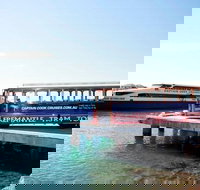 Perth Lunch Cruise including Fremantle Sightseeing Tram Tour - New Castle Holiday