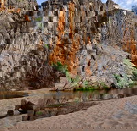 Windjana Gorge and Tunnel Creek 4WD Tour from Broome - New Castle Holiday