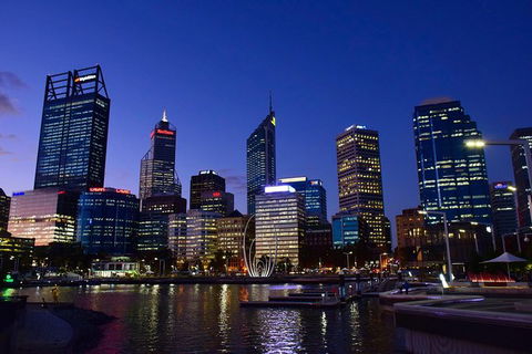 Private Departure Transfer From Perth City To Perth Int Airport - New Castle Holiday 1