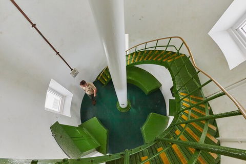 Cape Naturaliste Lighthouse Fully-guided Tour - New Castle Holiday 9